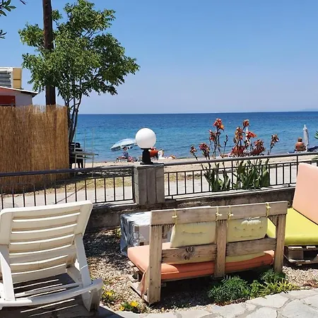 ベッド・アンド・ブレックファスト Jnp