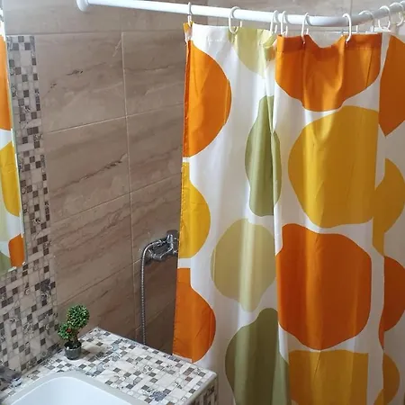 Нощувка със закуска (B & B) Jnp Неос Мармарас