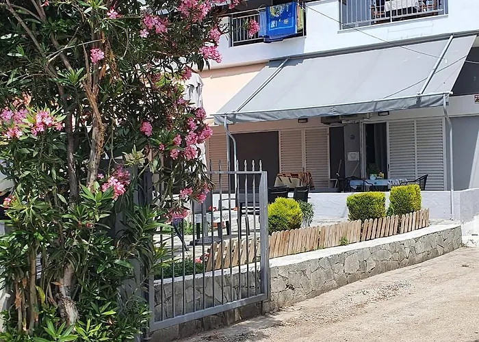 Jnp Bed and breakfast Neos Marmaras