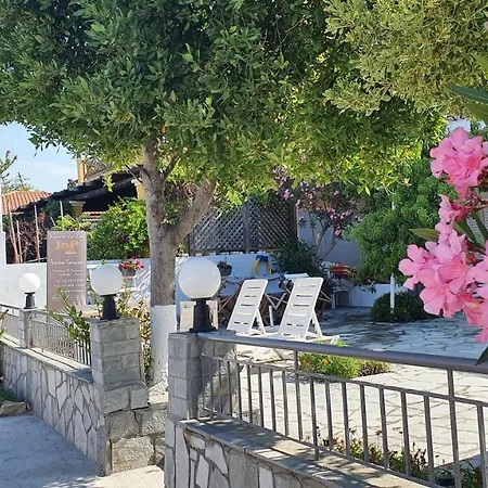 Jnp Bed & Breakfast *